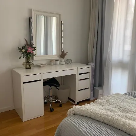 Apartament Pieni Kaksio Viihtyisaessae Martissa Turku